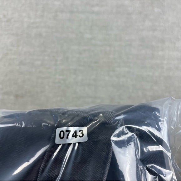 J Crew Essential Straight Distressed Black Jeans - Picture 12 of 12